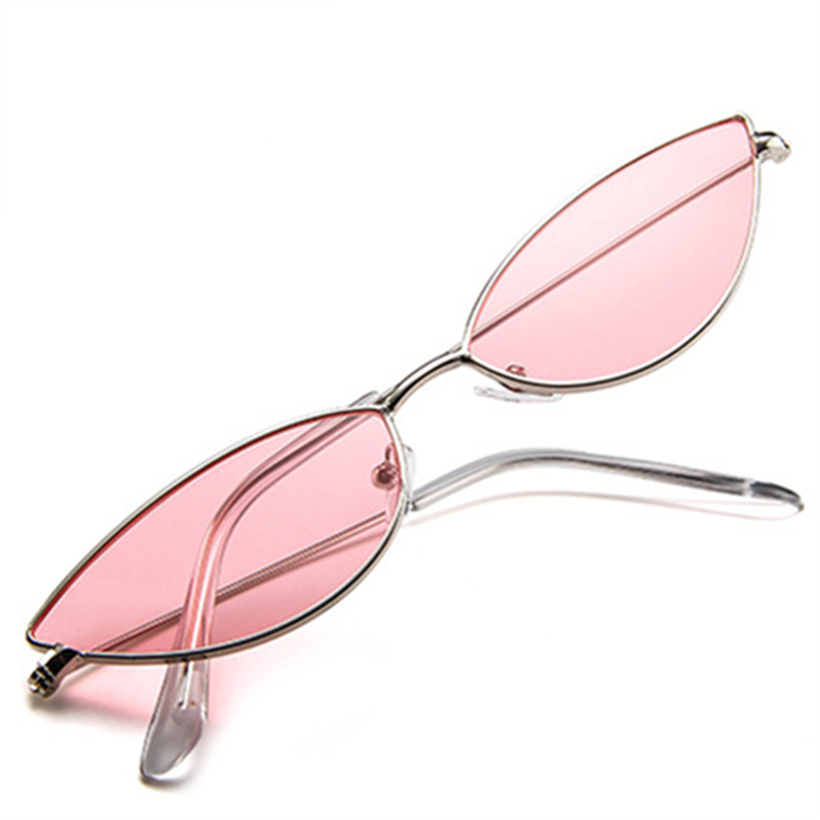Metalowa rama kobiety Cat Eye okulary przeciwsłoneczne śliczne Sexy marka projektant lato Retro mała ramka czarny czerwony Cateye okulary przeciwsłoneczne UV400