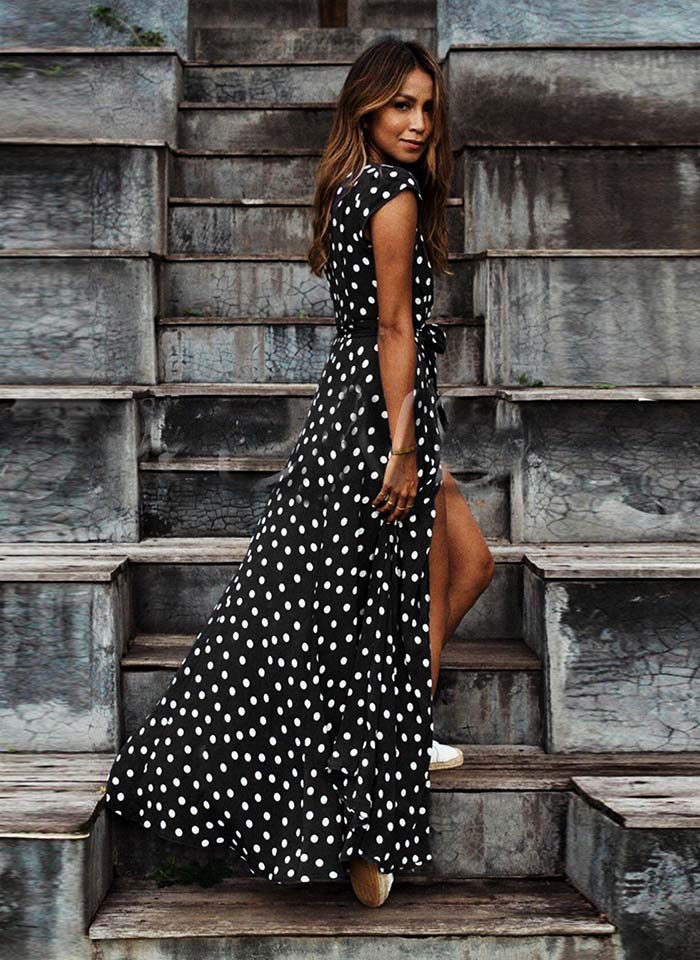 WildPinky Boho Polka Dot długie sukienki damskie Split z krótkim rękawem letnia Casual Dress 2020 Streetwear czarna sukienka Maxi Vestidos